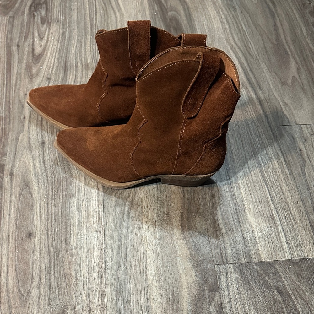 Steve Madden Chestnut Suede Ankle Boots - Picture 8 of 10